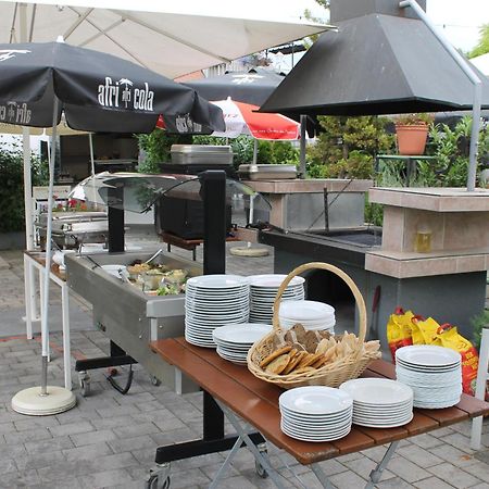 Kueffner Hof Hotel Langenbeutingen Ngoại thất bức ảnh